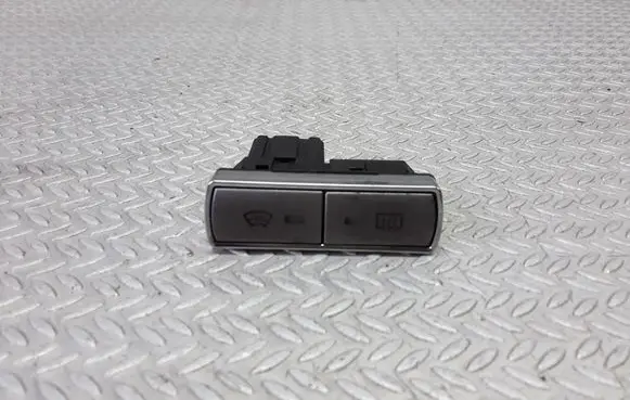 Ford Mondeo MK IV Windscreen/window heater switch 6M2T18K574AD