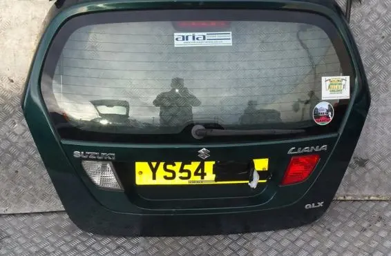 Suzuki Liana Tailgate/trunk/boot lid