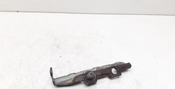 Battery bracket