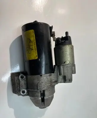 BMW 5 E60 E61 Starter motor 7802508