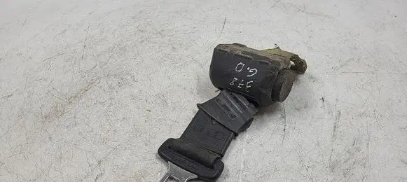 Audi A6 S6 C4 4A Rear seatbelt 042014