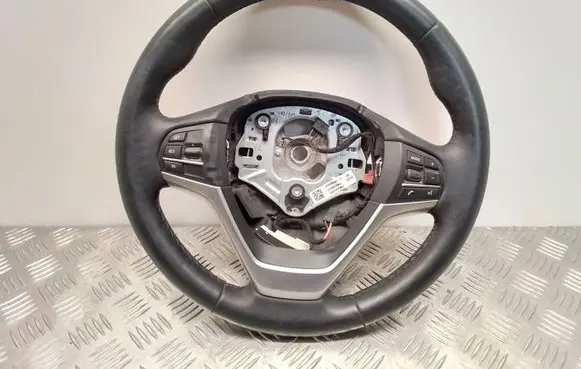 BMW X5 F15 Steering wheel 246055638501 3380F2510