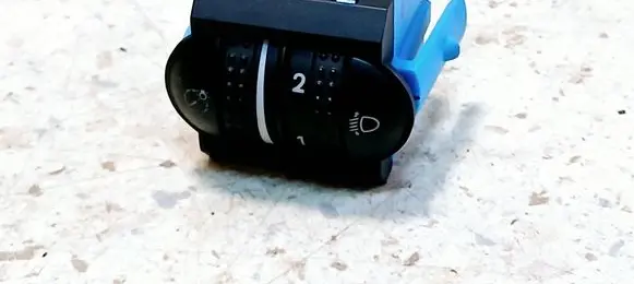 Volkswagen Touareg I Headlight level height control switch 7L6941333F