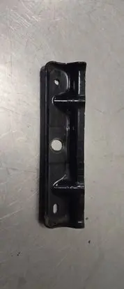 Battery bracket