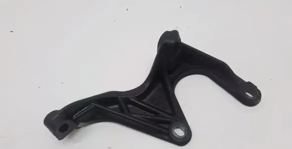 Volvo XC70 Engine mounting bracket 30735708