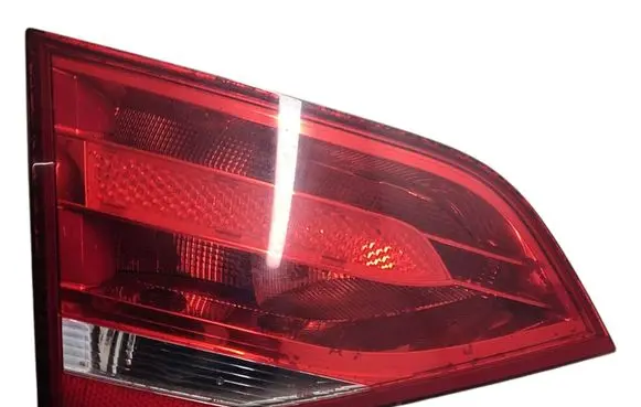 Audi A4 S4 B8 8K Tailgate rear/tail lights 8K5945093D
