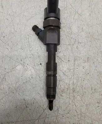 Renault Scenic II - Grand scenic II Fuel injector 8200100272