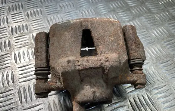 Toyota Yaris Front brake caliper