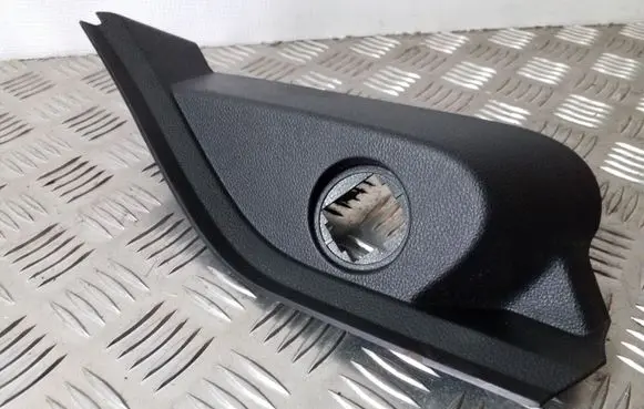 Dashboard side end trim