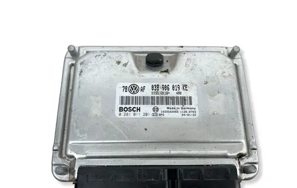 Skoda Superb B6 (3T) Engine control unit/module 0281011201 1039S02066 038906019KE