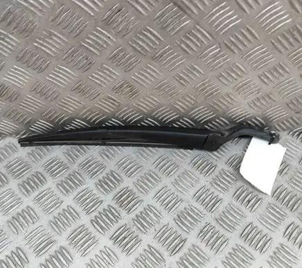 Toyota Land Cruiser (BJ70) Rear wiper blade arm 8524160151