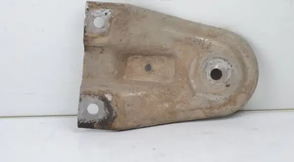 Audi A6 S6 C6 4F Engine mounting bracket 4F0399541C
