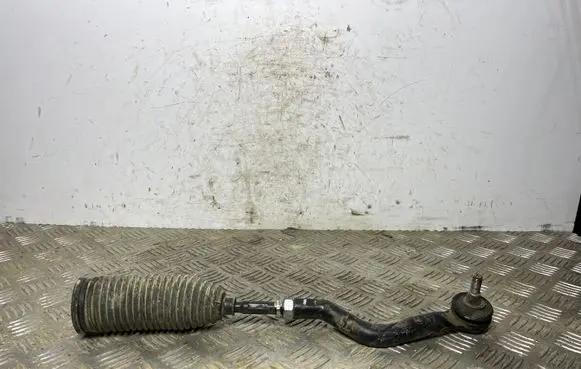 Nissan Qashqai Steering tie rod 