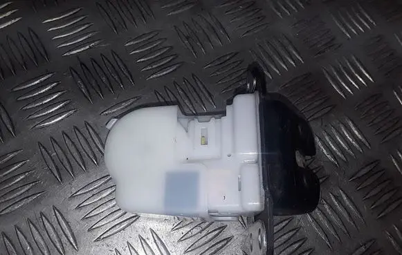 Nissan Juke I F15 Tailgate/trunk/boot lock/catch/latch