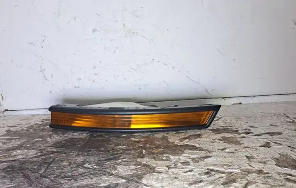 Volkswagen PASSAT B6 Front indicator light 3C0953041J 3C0807717