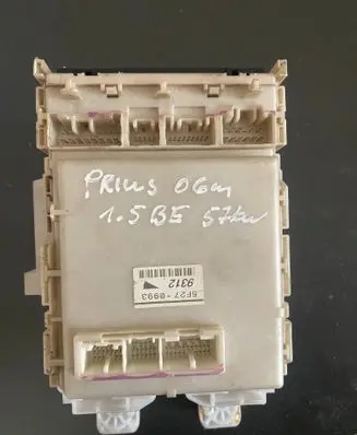 Toyota Prius (XW20) Fuse module 9098702025