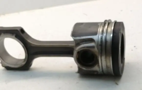 Ford Transit Custom Piston with connecting rod GK206205BA