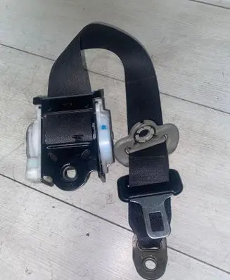 Mitsubishi Lancer Rear seatbelt TKAB0EN264 JSD4604