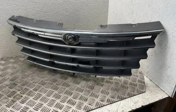 Chrysler Grand Voyager IV Front grill 04857802AB 43511 G1Y467RMA