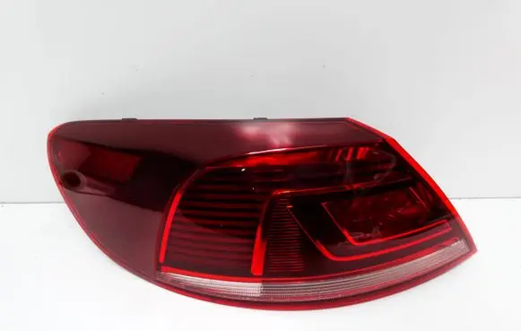 Volkswagen PASSAT CC Rear/tail lights 3C8945207T 3C8945207 81170101
