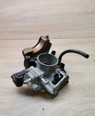 Toyota RAV 4 (XA10) Throttle body valve 1362002410241 pcs40