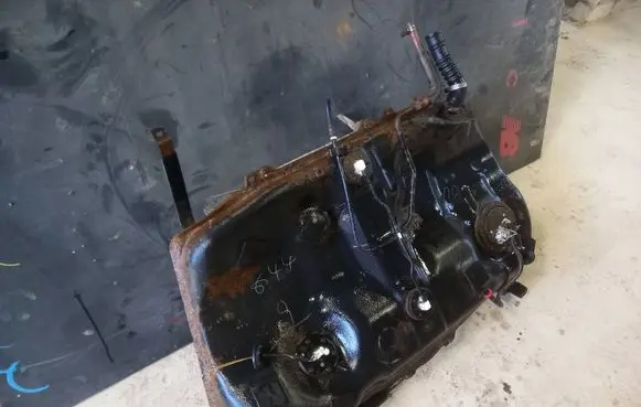 Lexus RX 300 Fuel tank ATD29213