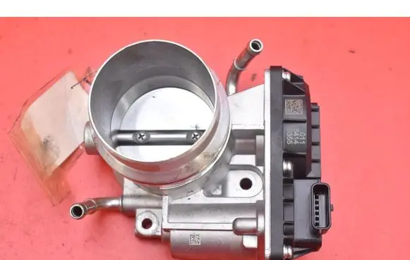 Nissan Qashqai Throttle body valve 161196VU0A