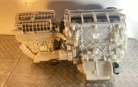 Lexus RX 450H Interior heater climate box assembly housing 8705048530 8701048550