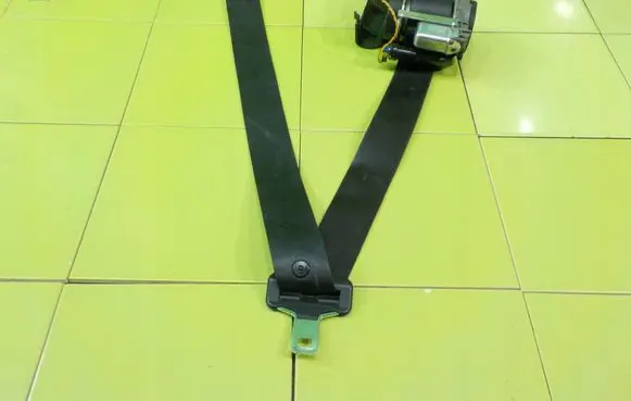 Peugeot 308 Front seatbelt PRZOD BEZPIECZENSTWA