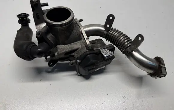 Land Rover Evoque I EGR valve G4D35H273BA