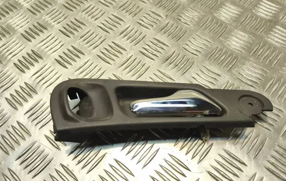 Rear door interior handle