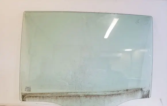 Ford Ranger Rear door window glass E1143R00086