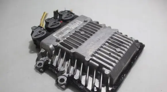 Peugeot 407 Engine control unit/module ECU 5WS40167H-T