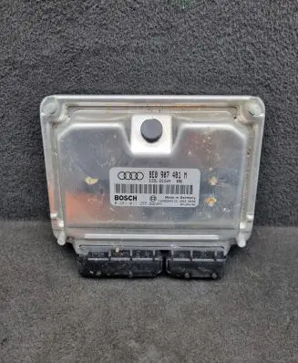 Audi A6 S6 C5 4B Engine control unit/module 8E0907401M 0281011255