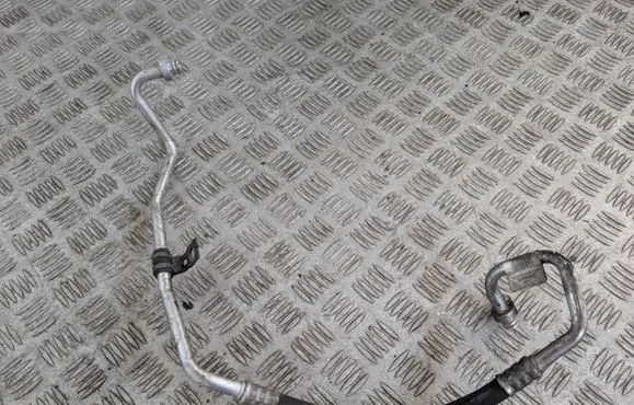 Opel Combo E Air conditioning (A/C) pipe/hose 9822433480