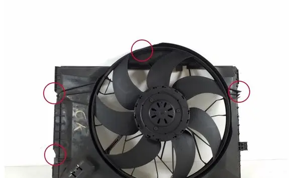 Mercedes-Benz CLK A209 C209 Radiator cooling fan shroud A2035001693