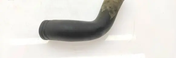 Subaru Forester SF Engine coolant pipe/hose