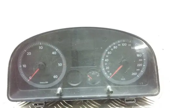 Volkswagen Caddy Speedometer (instrument cluster) 2K0920844C