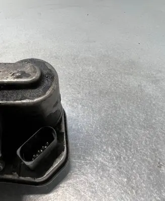 Audi A3 S3 8L Throttle valve 03L128063K