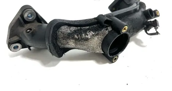 Coolant pipe/hose