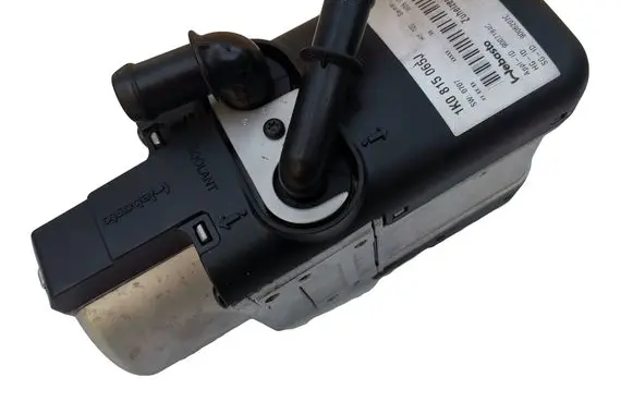 Volkswagen Touran I Auxiliary pre-heater (Webasto) 1K0815065J