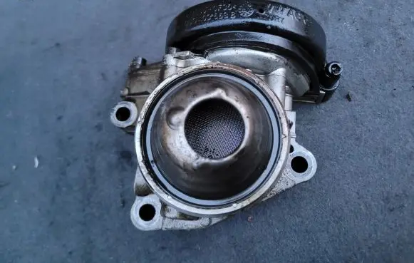 Seat Ibiza IV (6J,6P) Oil pump 