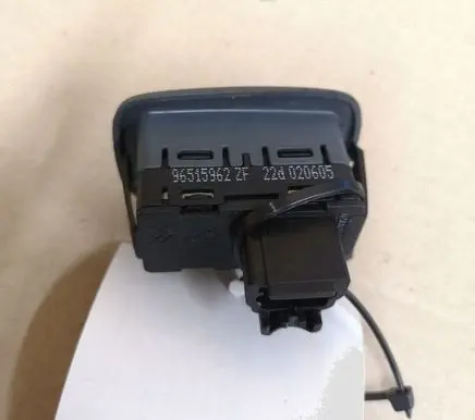 Citroen C5 Electric window control switch 96515962ZF