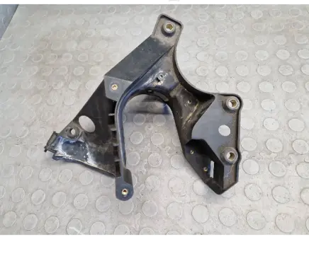 BMW X5 E53 Other engine bay part 8250435