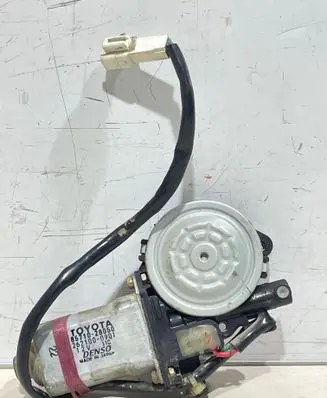 Toyota Previa (XR30, XR40) II Rear door window regulator motor 8571028050 2621000901