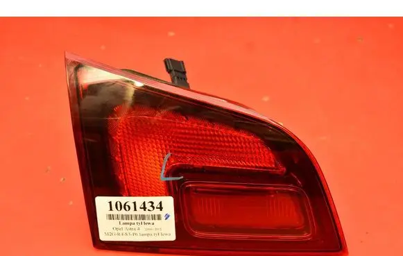 Opel Astra J Rear/tail lights 13314054