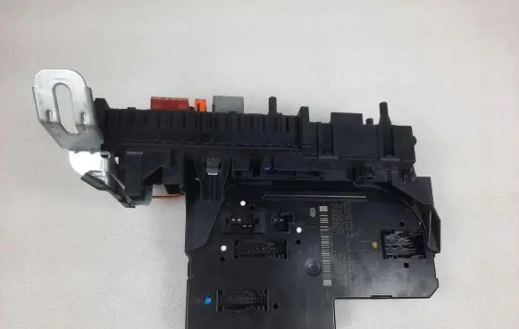 Mercedes-Benz E W212 SAM control unit 2129060005