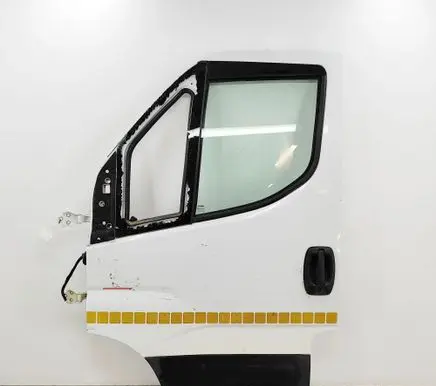 Iveco Daily 6th gen Front door 5801489558