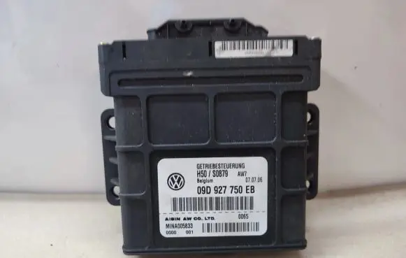 Volkswagen Touareg I Gearbox control unit/module 09D927750EB