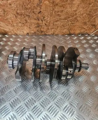 Skoda Superb B5 (3U) Crankshaft 30123131